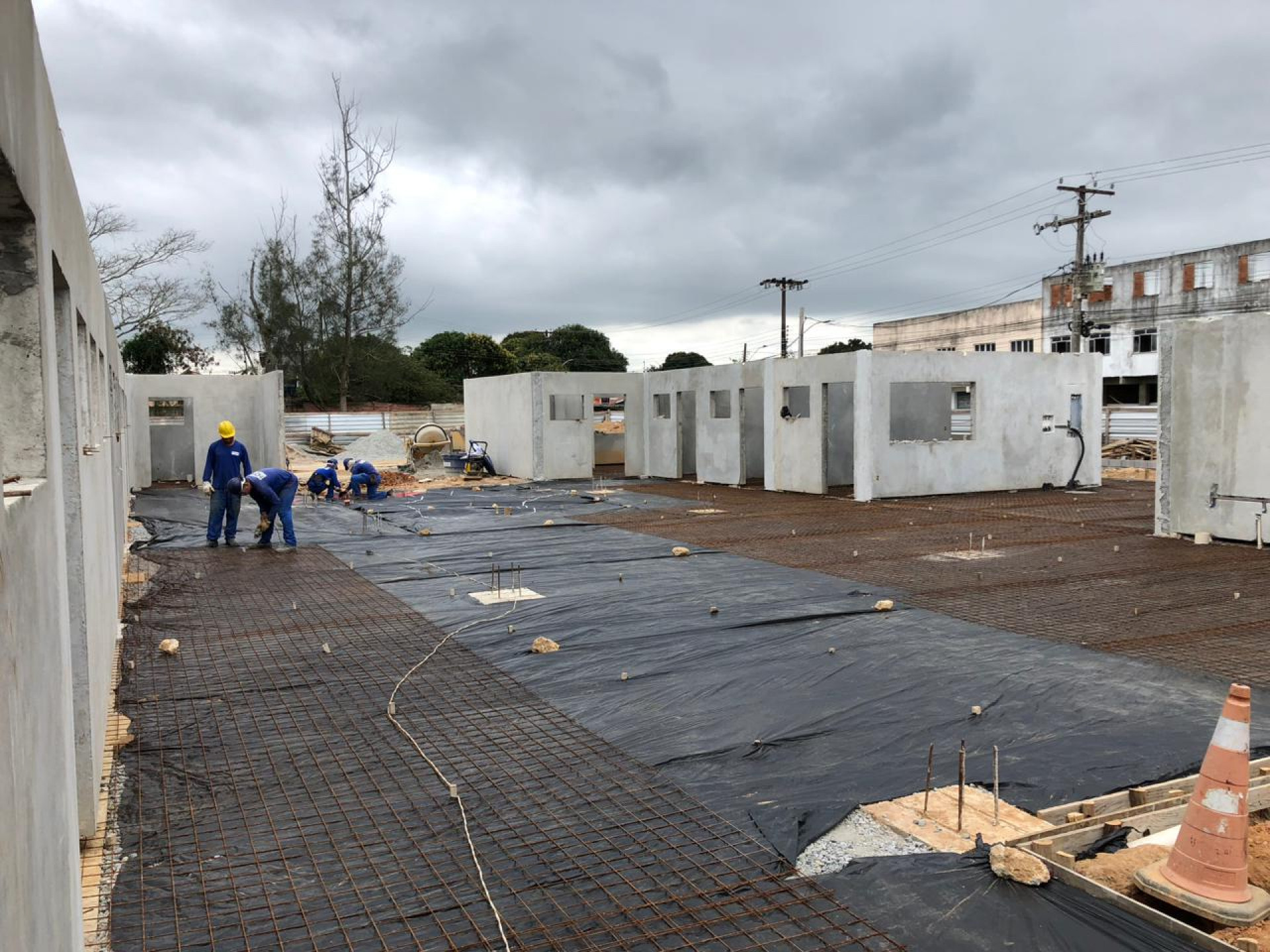 Prefeitura de Saquarema segue com obras de pavimentação nos bairros e na construção de creches e praças no município - Divulgação/Prefeitura de Saquarema