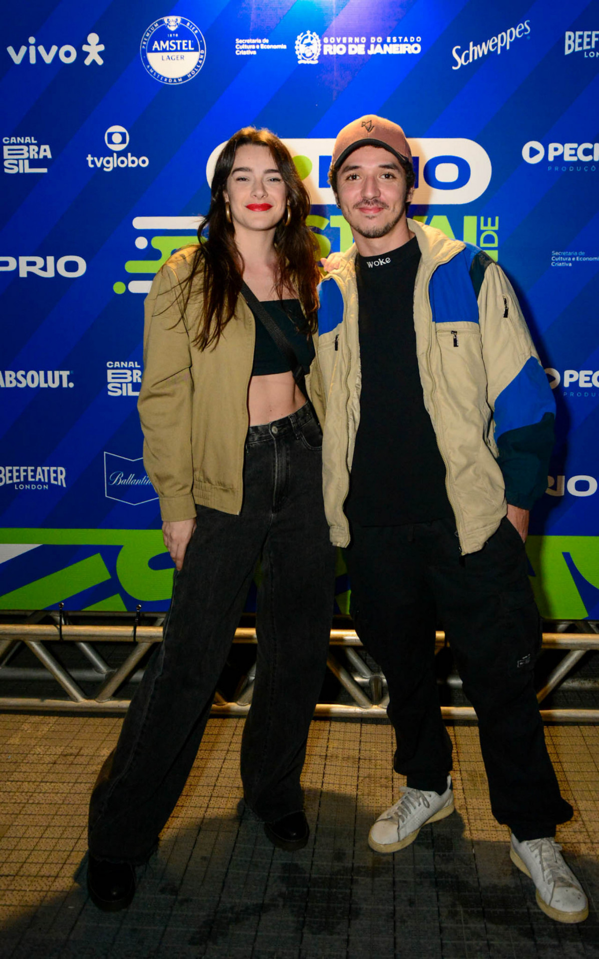 Mariana Molina e João Vitor Silva