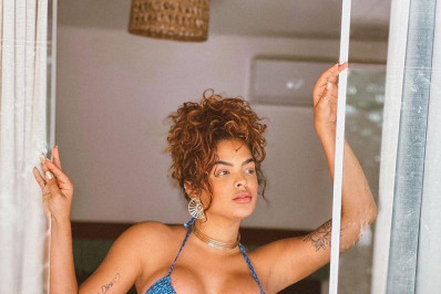 Ex-BBB Paula Freitas mostra resultado de cirurgia plástica: 'Baita gostosa'