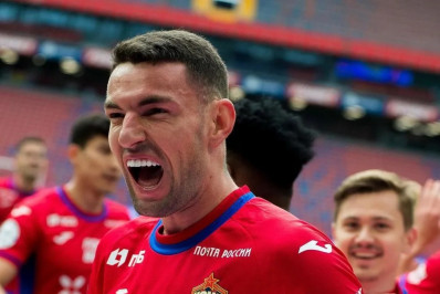 Oferecido ao Flamengo, zagueiro do CSKA tem interesse em jogar pelo Rubro-Negro