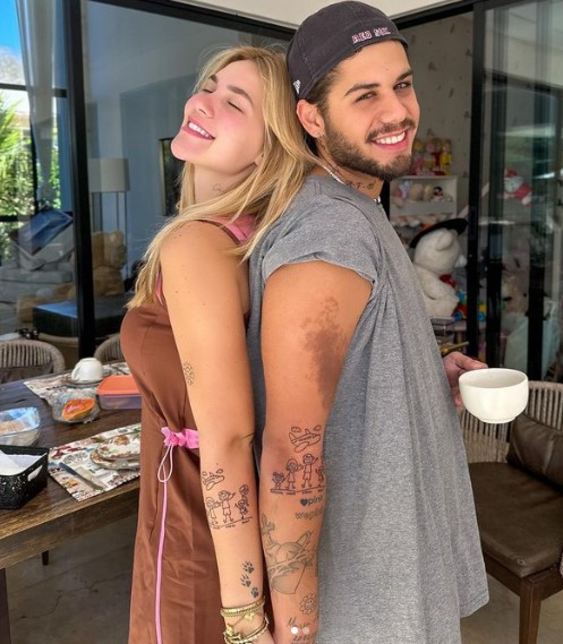 Virginia e Zé Felipe mostram tatuagem em homenagem à família - Reprodução/Instagram