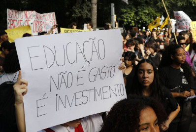 Dossiê mostra falta de direitos básicos para pós-graduandos no Brasil
