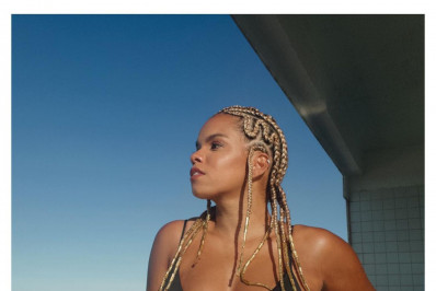 Jeniffer Nascimento exibe barriguinha de grávida e fãs admiram: 'Radiante'