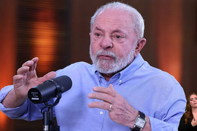 Lula diz que fará cirurgia no quadril em outubro 