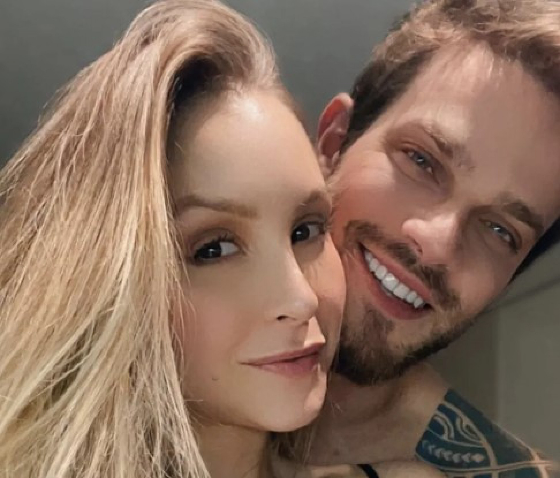 Carla Diaz e Felipe Becari - Reprodução/Internet