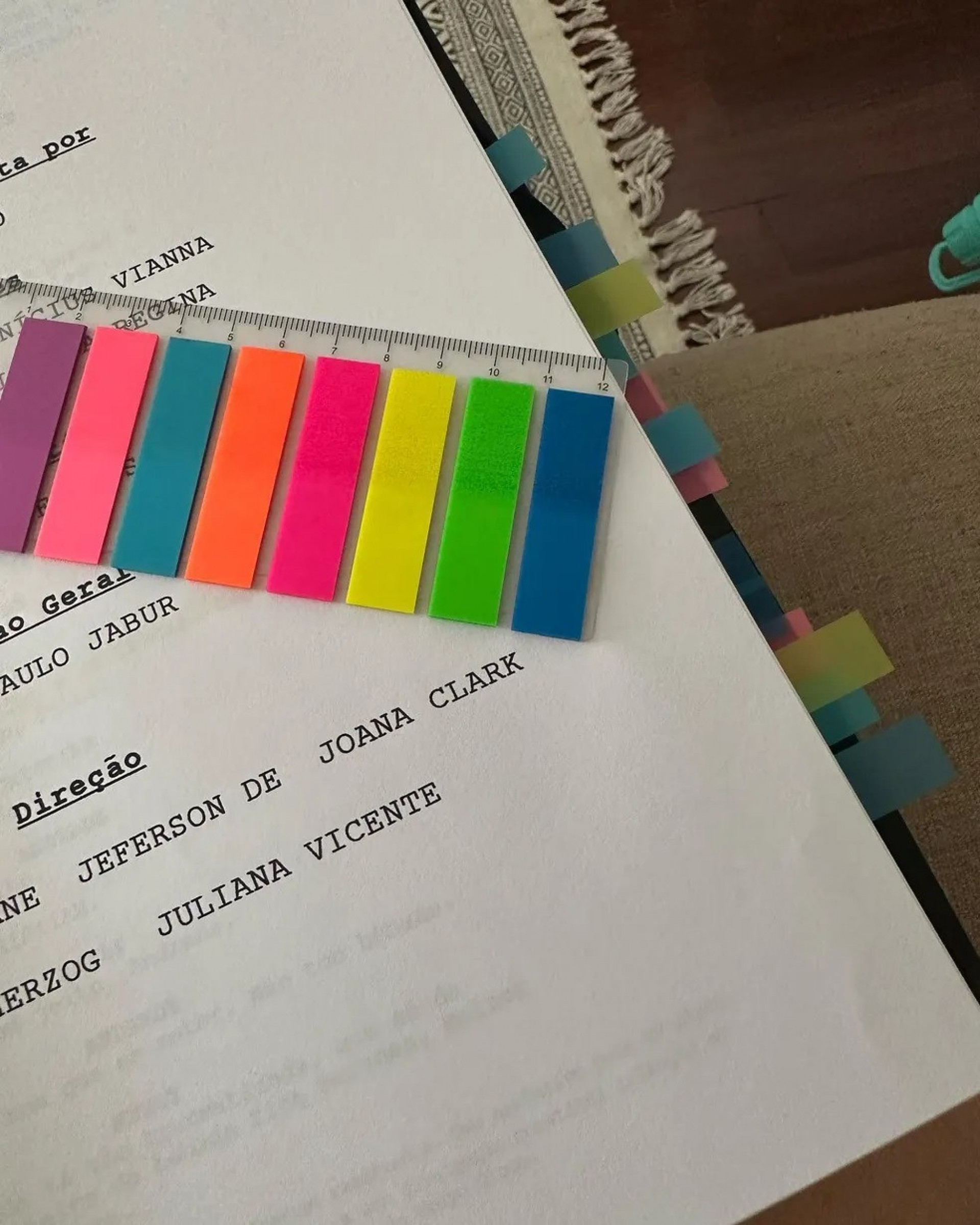 Débora Falabella publica registros de dia de folga da novela 'Terra e Paixão' - Reprodução / Instagram