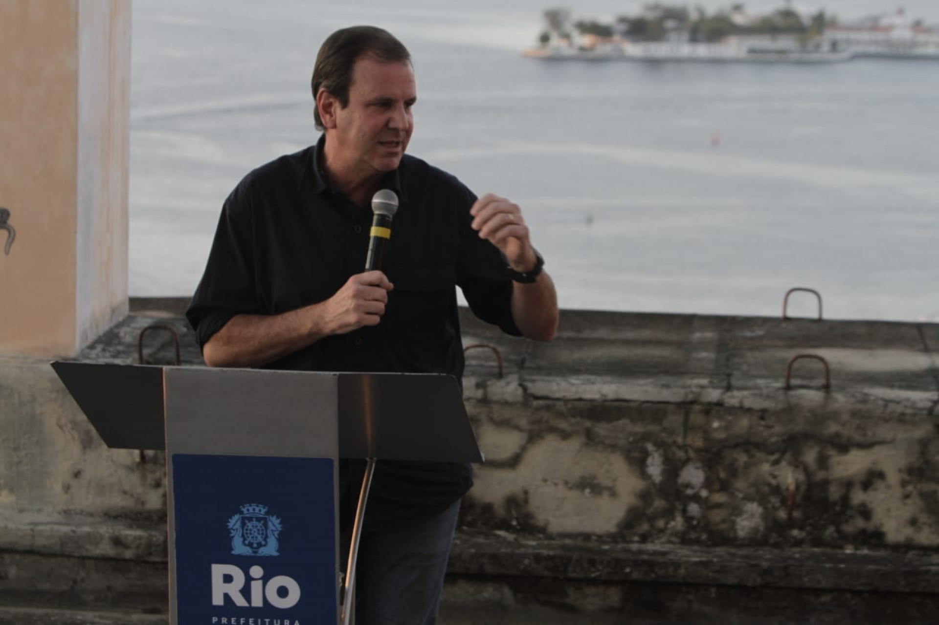 Prefeito do Rio, Eduardo Paes, anuncia a venda do edifício 'A Noite', na Praça Mauá - Marcos Porto/ Agência O Dia