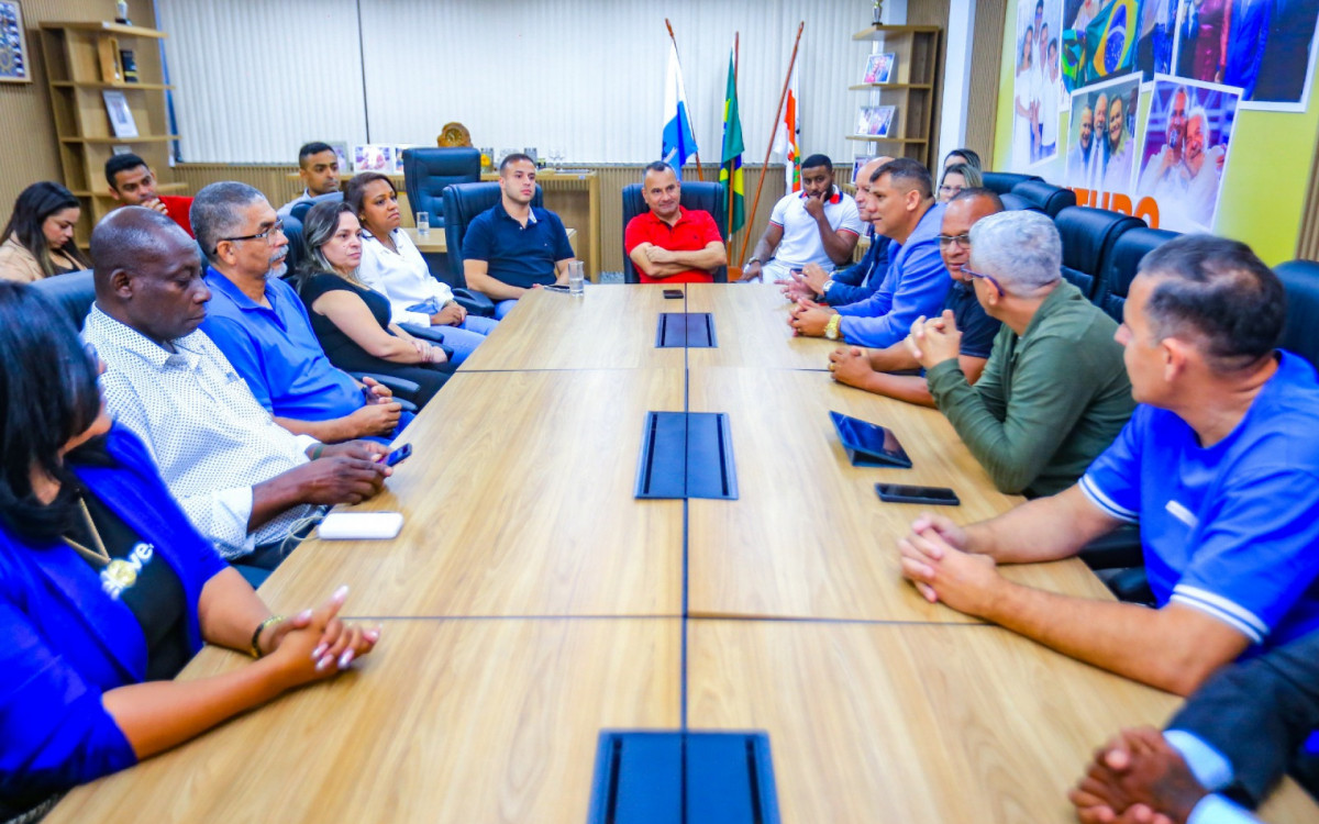 Na reuni&atilde;o, Waguinho disse ainda que o presidente Lula n&atilde;o perseguiu e nem perseguir&aacute; os evang&eacute;licos