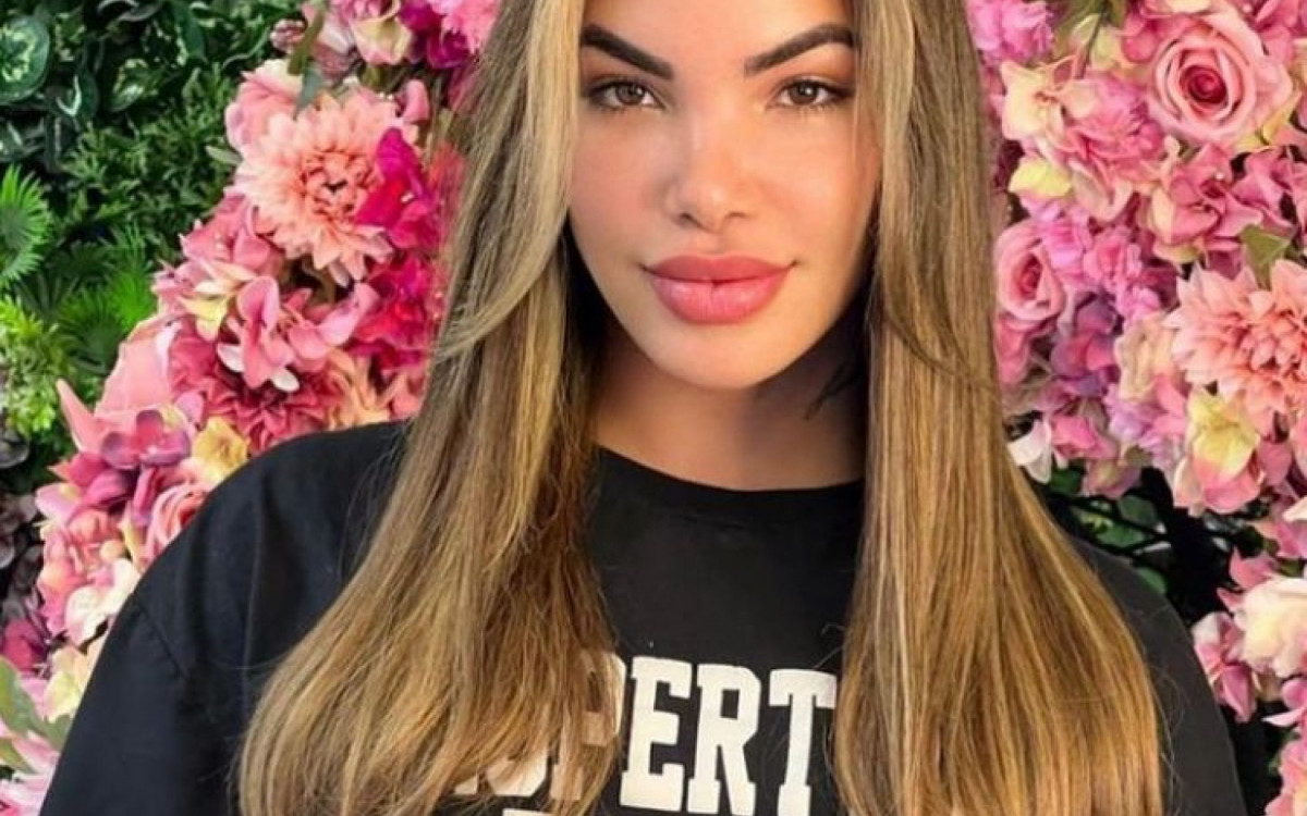 Vitória é filha adotiva de um casal de São Paulo - Reprodução: redes sociais