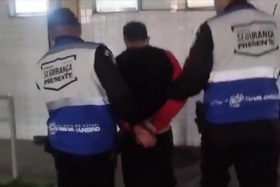 Policiais da Operação Segurança Presente prendem assaltante em flagrante no centro de Macaé
