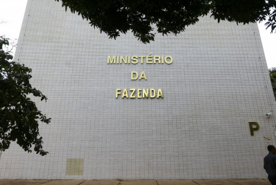 Secretário da Fazenda vê conjuntura internacional complexa e incertezas se avolumando