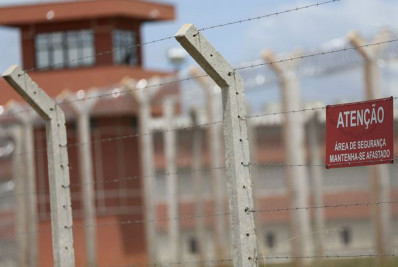 Presos fazem rebelião em presídio no Acre