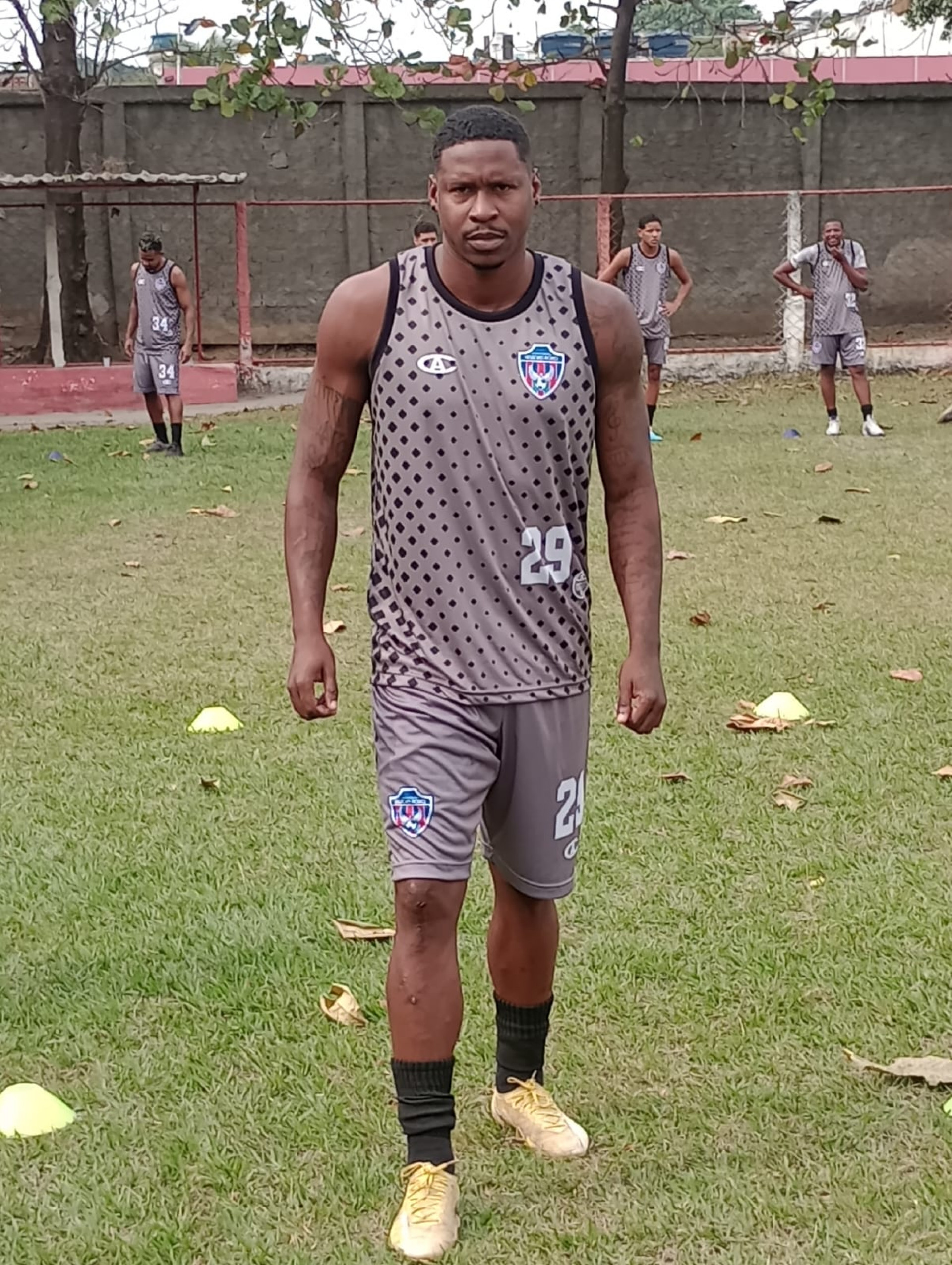 Wallace Camilo já iniciou os treinamentos no Estádio Nélio Gomes - Willian Datoli / SEBR