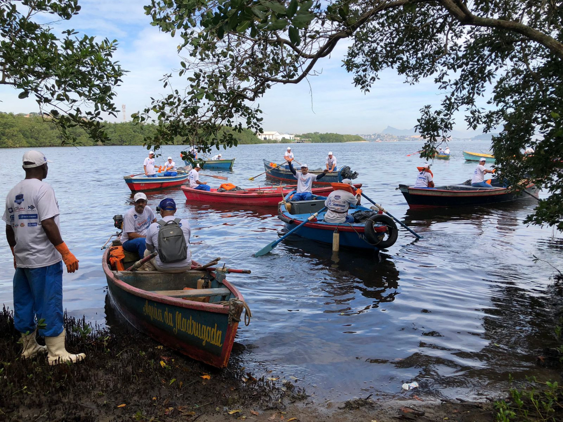 Multirão de limpeza de pescadores de Niterói e São Gonçalo  - Divulgação