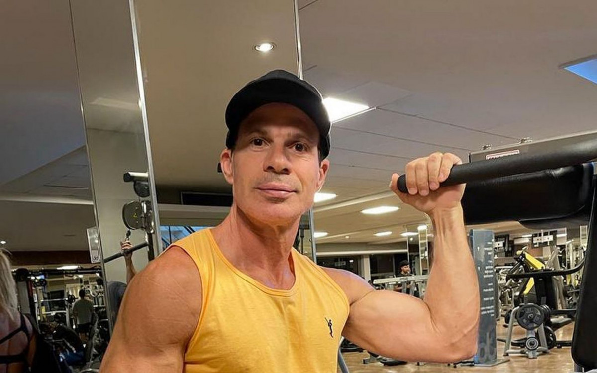 T&uacute;lio Maravilha - Artilheiro que fez hist&oacute;ria com a camisa do Botafogo, T&uacute;lio foi eleito vereador em Goi&acirc;nia em 2008 com mais de 10 mil votos. Mas ele abriu m&atilde;o do mandato no meio do caminho para assinar contrato com o Bonsucesso, em 2011.