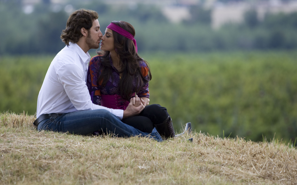 Maite Perroni e Eugenio Siller s&atilde;o os protagonistas de 'Meu Pecado'