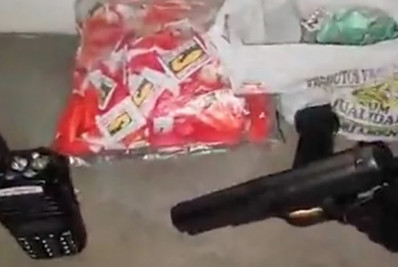 Troca de tiros termina com suspeito morto e outros dois presos em Meriti