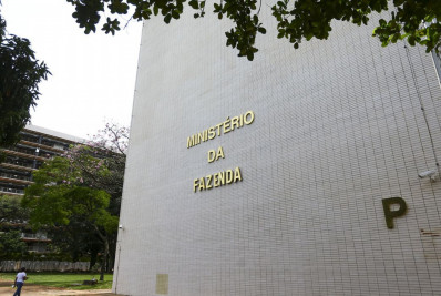 Contas do governo fecham 1º semestre com rombo de R$ 42,5 bilhões