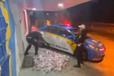 Policia Militar prende traficante e apreende grande quantidade de drogas em Rio Bonito