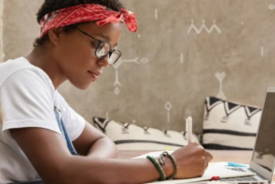 Empodera recruta estudantes negros para estágio na Sony Music