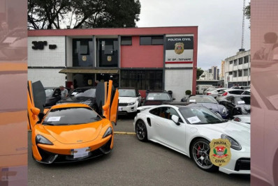 Polícia apreende R$ 25 milhões em carros de luxo de facção criminosa