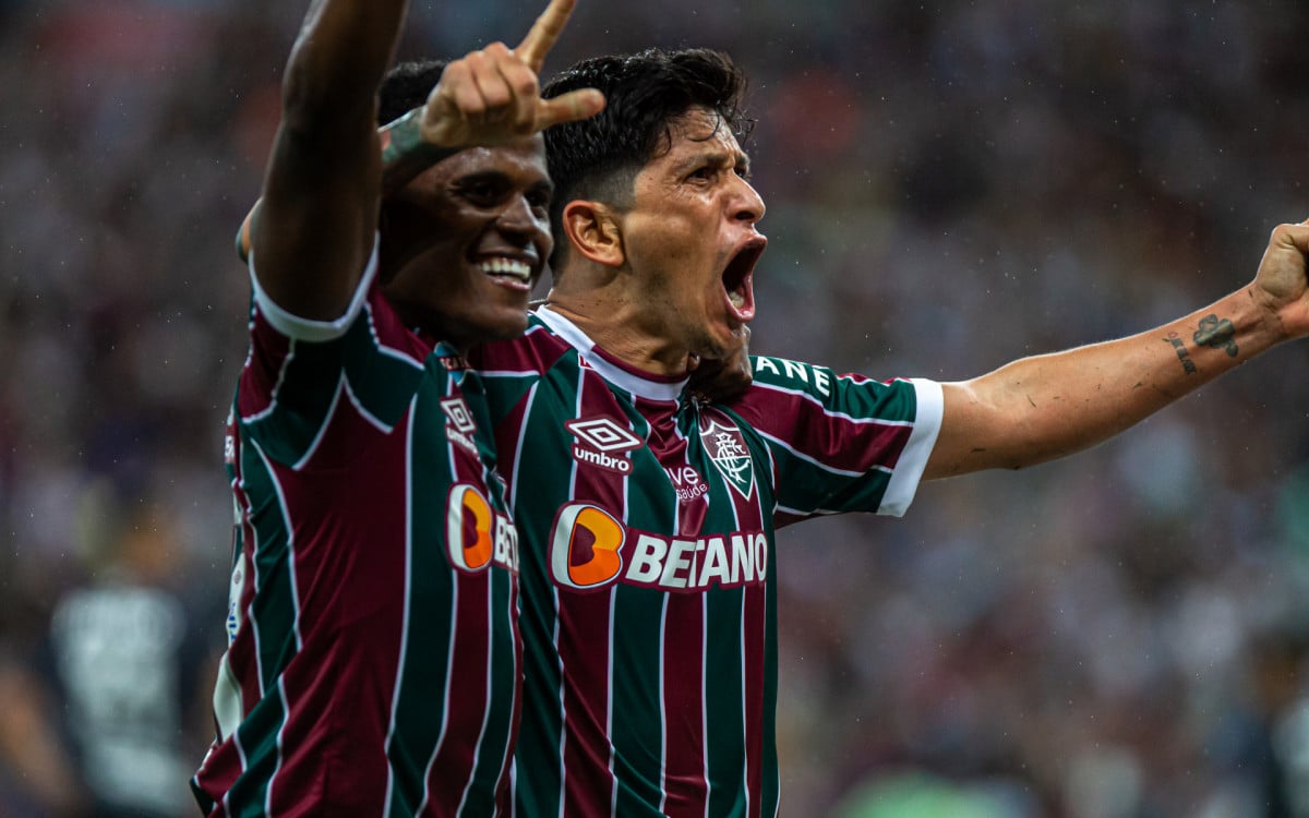 Cano, comemora seu gol na partida entre Fluminense x Santos no Maracanã, válido pela 17º rodado do Campeonato Brasileiro, na tarde deste Sábado (29)