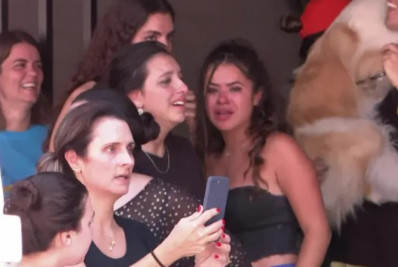 Apartamento de Maisa Silva pega fogo no Recife