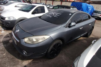 Polícia Civil vai leiloar mais de mil carros apreendidos em operações