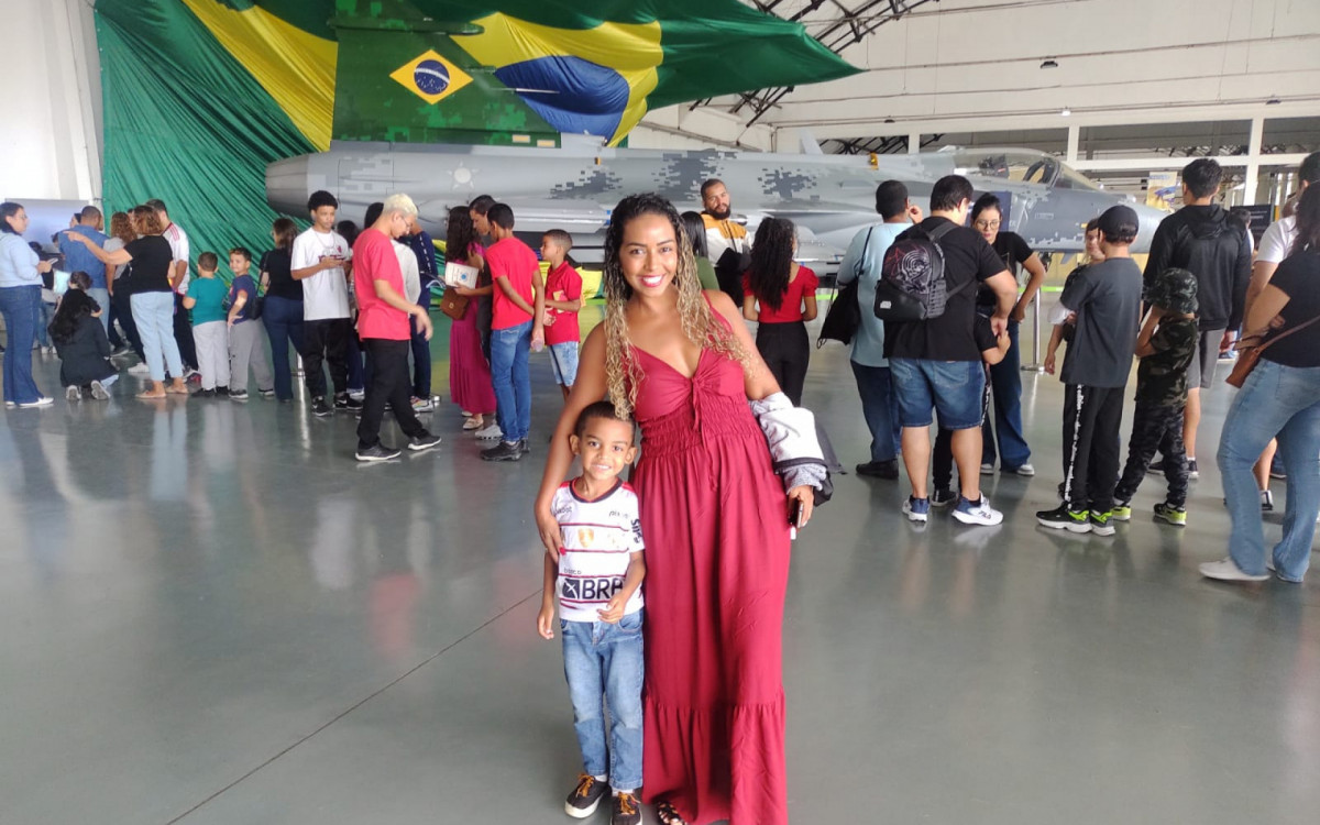 Suzana Duarte e o filho Rafael Duarte prestigam evento no MUSAL - Msrcela Ribeiro/ O Dia
