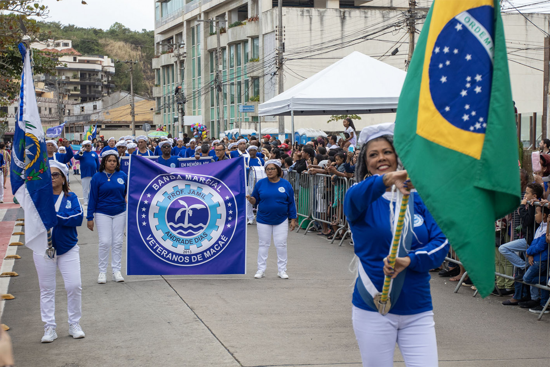 Desfile cívico de 210 anos de Macaé, com o tema da paz, demonstrou a união da comunidade em busca de um futuro melhor - Foto: Moisés Bruno H. Santos