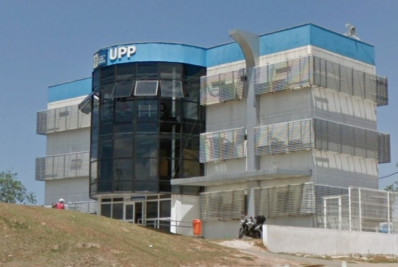 PMs são presos após agente ser flagrado nu com mulher em UPP na Zona Norte 