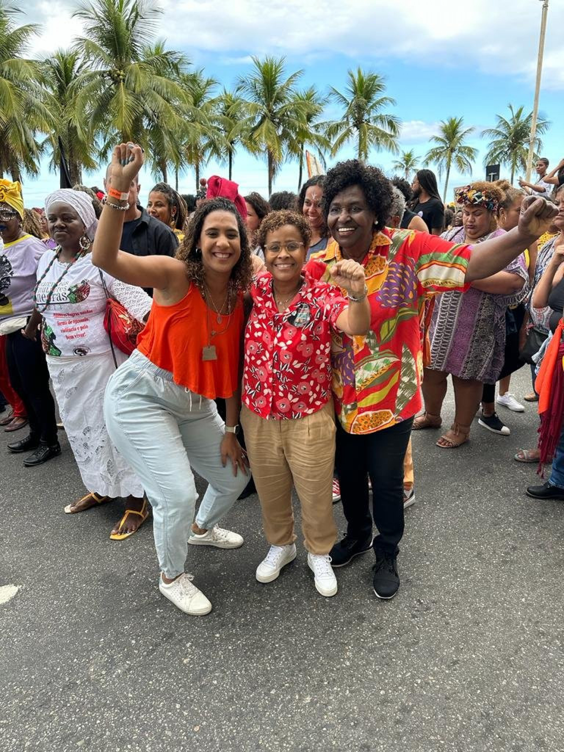 IX Marcha das Mulheres Negras foi realizada na praia de Copacabana, Zona Sul do Rio, neste domingo (30) - Divulgação