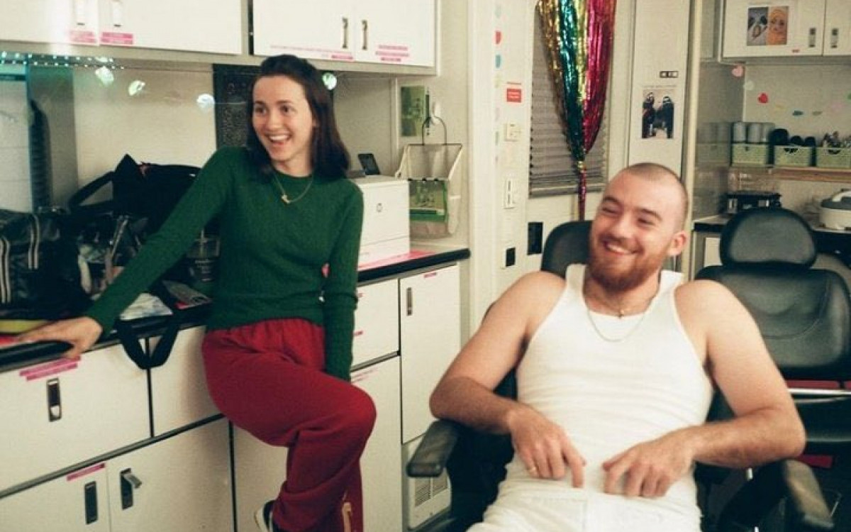 Angus Cloud e Maude Apatow nos bastidores de 'Euphoria' - Reprodução/Twitter