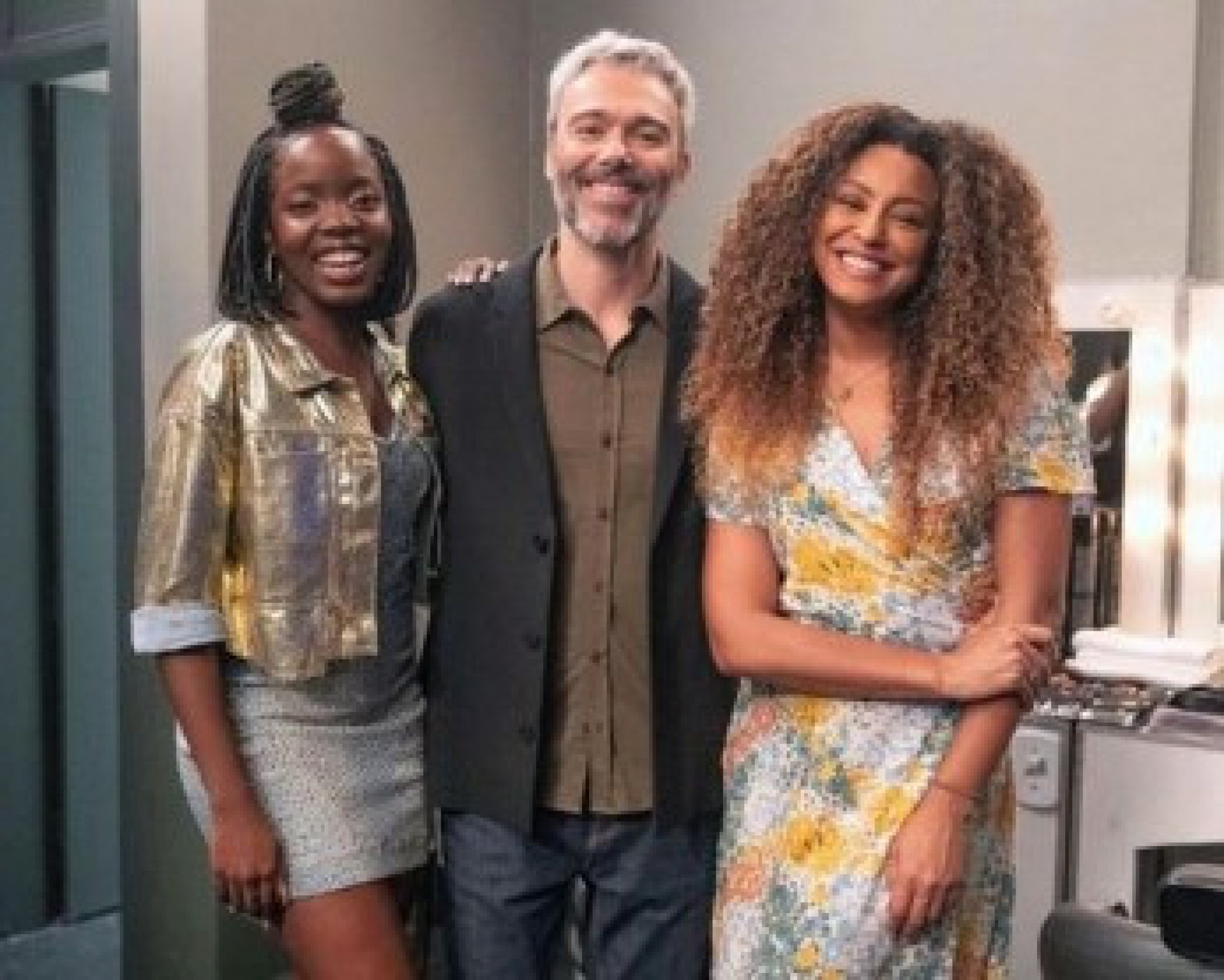 Kate (Clara Moneke), Mauro (Angelo Paes Leme) e Sol (Sheron Menezzes) - Reprodução/Instagram