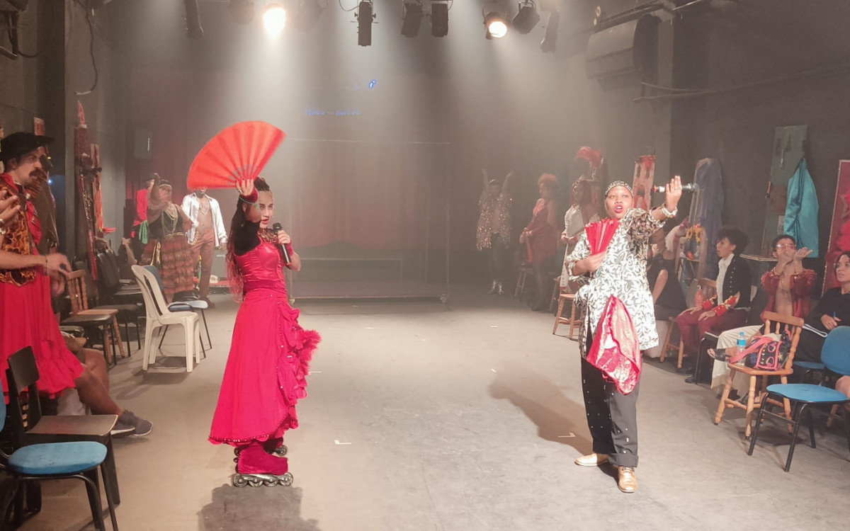 Cabaré Navalha ? Uma Ópera de Vinténs 