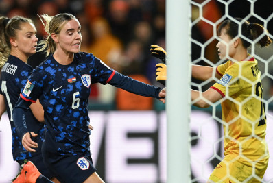 Holanda e Inglaterra goleiam, Dinamarca se classifica e EUA evitam vexame na Copa do Mundo feminina