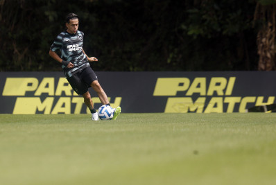 Xodó do Botafogo, 'Segovinha' projeta reencontro com o Guaraní (PAR): 'Vou desfrutar disso'