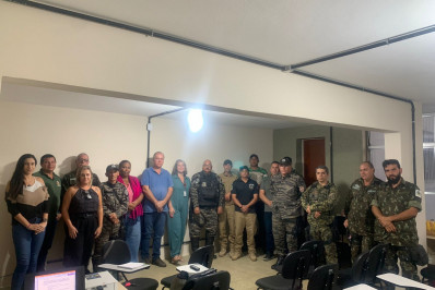 Prefeitura sedia reunião para organizar ações de fiscalização durante o período de defeso na Lagoa de Araruama