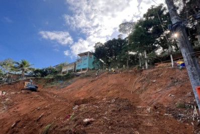 Obras de contenção de encostas em Mangaratiba