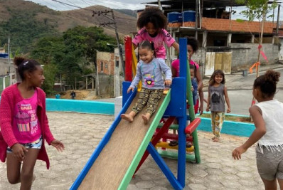 Projeto Praça da Nossa Gente segue de bairro em bairro resgatando sorrisos e levando alegria