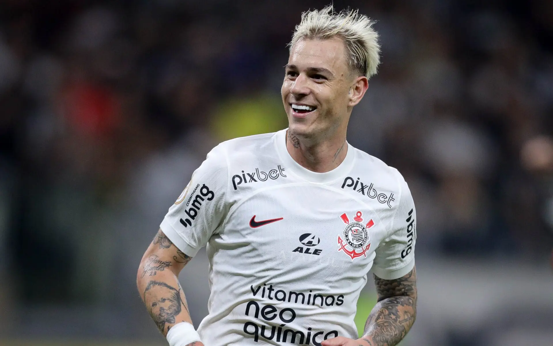 Ex-Corinthians explica recusa ao Flamengo: 'Me vejo em grandes da Europa'