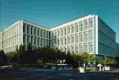 EUA: Polícia investiga 'possível atirador' no Senado, mas não confirma disparos