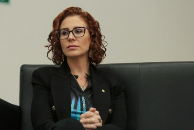 Moraes determina que PF apreenda dinheiro e bens acima de R$ 10 mil de hacker e de Zambelli