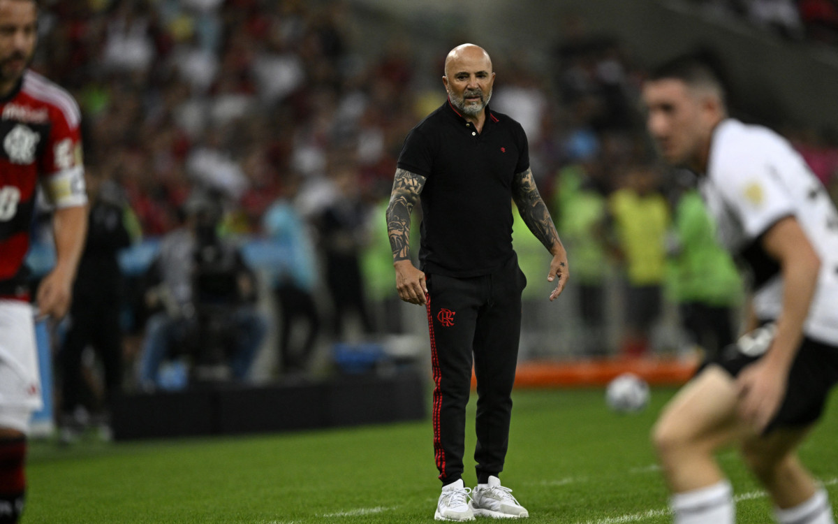 Flamengo supera ferrolho do Olimpia, vence no Maracanã e abre vantagem nas  oitavas da Libertadores, Flamengo