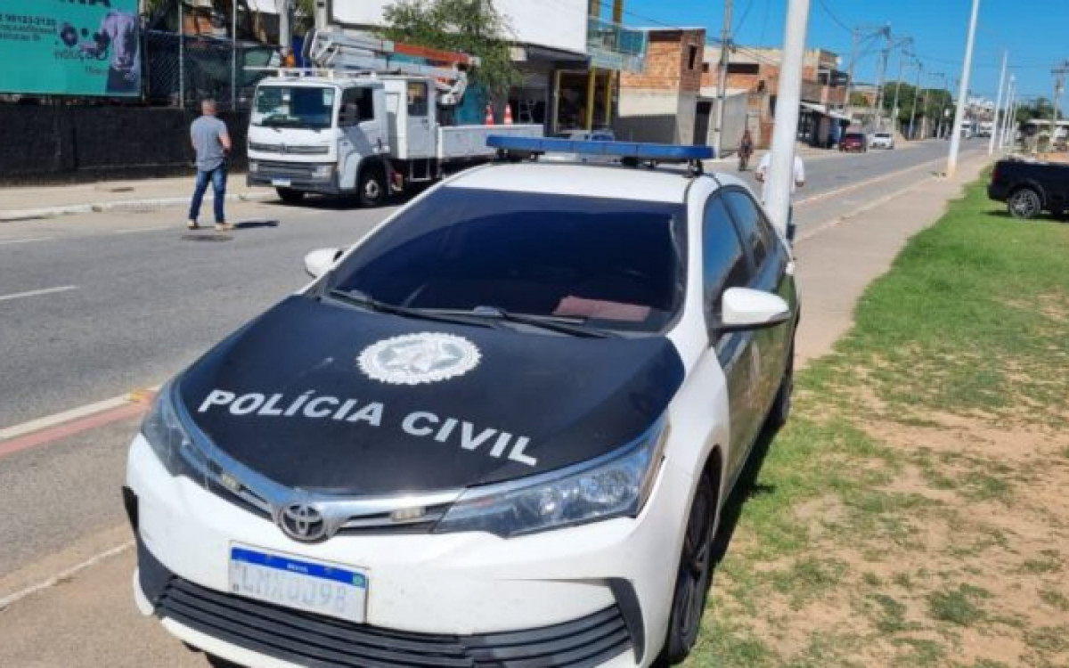 Os detidos foram encontrados utilizando ligações clandestinas para suprir os estabelecimentos