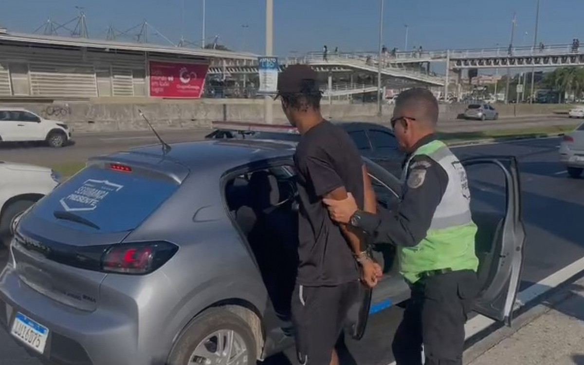 Bicicleta da marca Felt roubada durante assalto no Recreio dos Bandeirantes havia sido anunciada na internet