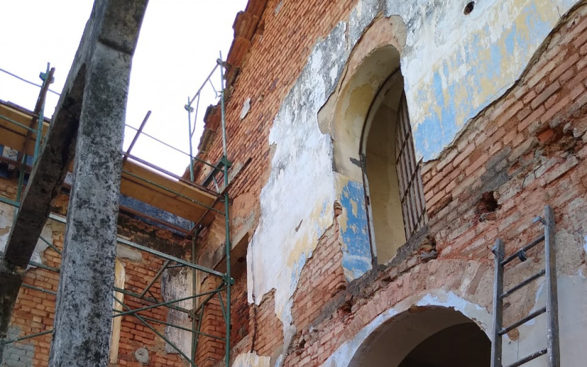 A centenária Igreja São Pedro Apóstolo, no bairro do Encantado, Zona Norte, passa por obras de restauração  - Divulgação / Igreja São Pedro Apóstolo