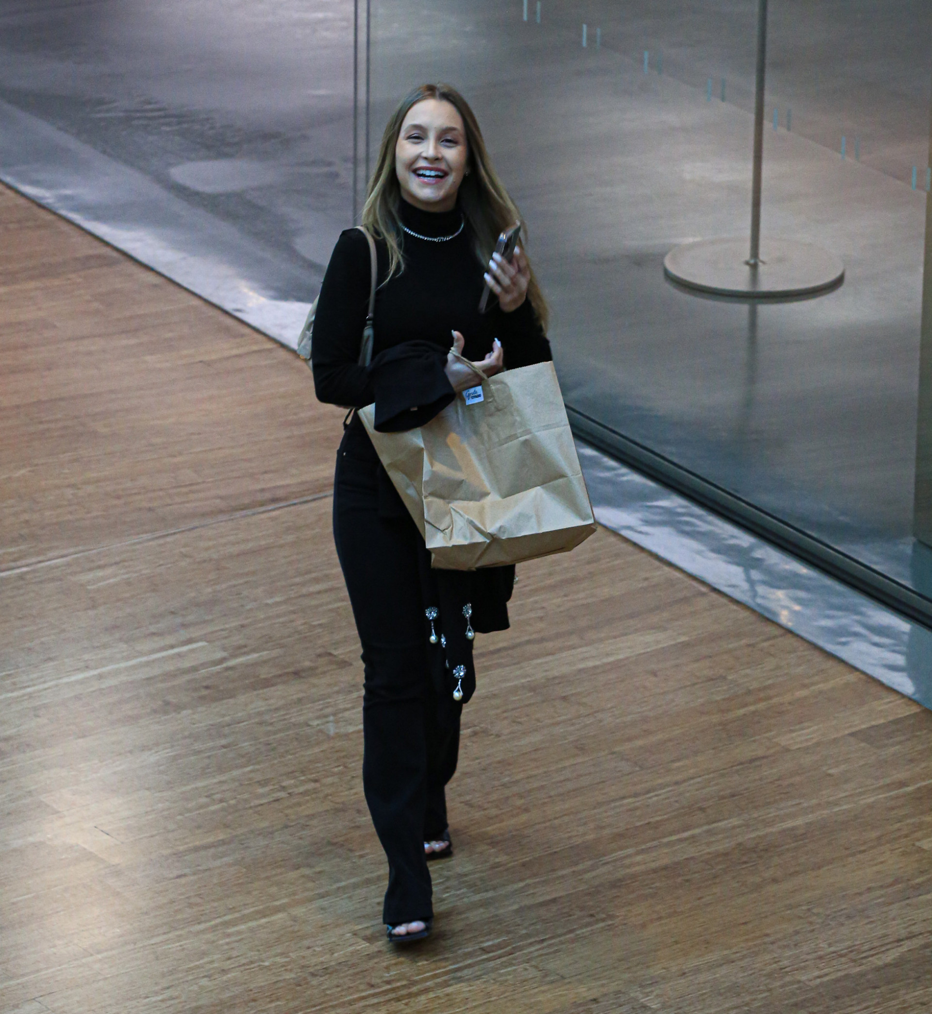 Carla Diaz fez compras em shopping do Rio  - Foto: Edson Douglas/AgNews