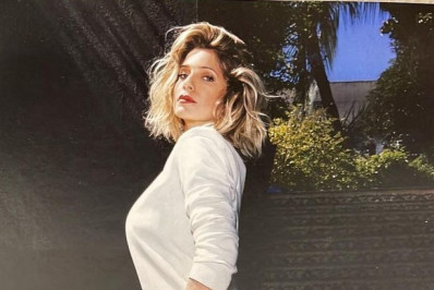 Leticia Spiller recupera foto sensual de 10 anos atrás: 'Beleza de sobra'