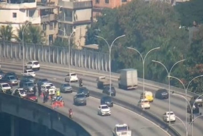 Linha Vermelha é interditada por 5 minutos para trabalho do esquadrão antibombas